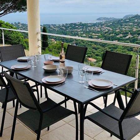 Maison Avec Vue Panoramique Cavalaire-sur-Mer Esterno foto